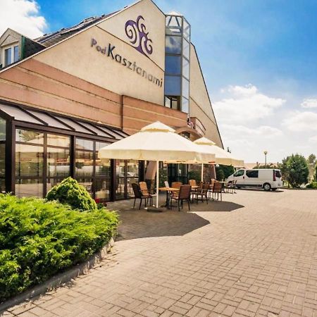 Hotel Pod Kasztanami Lublin Extérieur photo